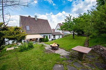 Familienferienhaus mit Garten im Odenwald