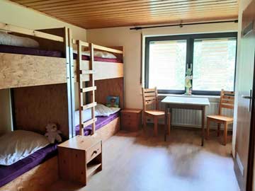 6-Bett-Zimmer (Etagenbetten)