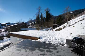 Aussicht auf die Terrasse im Winter