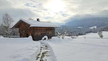 Hütte im Winter