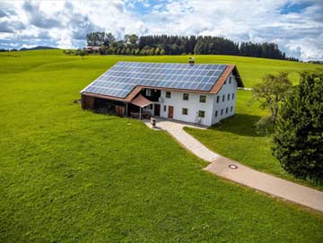 Charmantes Bauernhaus mit Kamin in Alleinlage im Allgäu