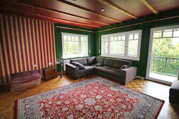 Wohnzimmer mit Sofaecke