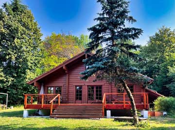 Komfortable Hütte Vogelsberg mit Sauna und Kamin