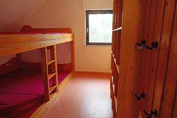 Schlafzimmer 6 - 6er-Etagenmatratzenlager