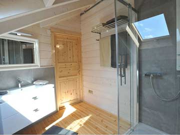 Badezimmer im EG mit Sauna