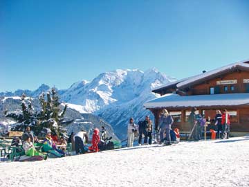 Herrlicher Blick auf den Mont Blanc im Skigebiet von St. Gervais