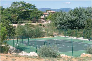 Tenisplatz zur Mitbenutzung