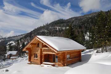 Hütte La Bresse im Winter (eines der vier baugleichen Chalets)
