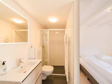 Badezimmer 3 - DU/ WC zu Schlafzimmer 2