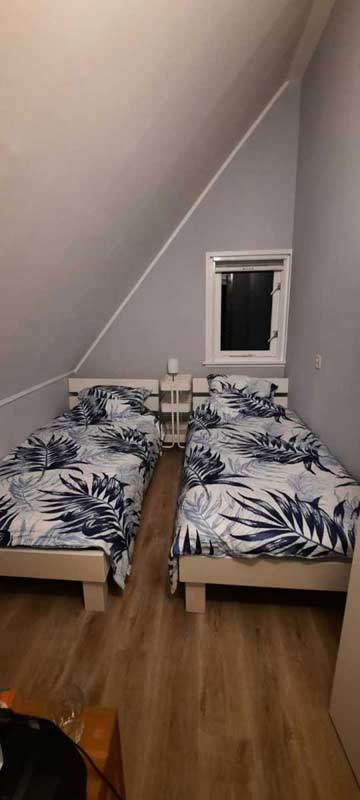2-Bett-Zimmer mit Einzelbetten