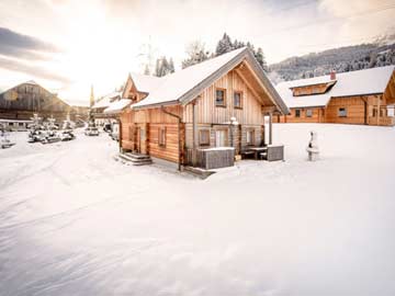 Ferienhütte im Winter