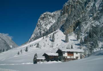 Ferienwohnung Mayrhofen - Skiurlaub im Zillertal - herrliche Lage