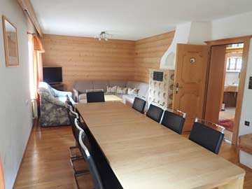 das Wohnzimmer im Ferienhaus Zugspitze
