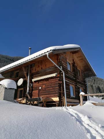 Winteridylle bei Mayrhofen im Zillertal: weitere Hausan- und aussichten