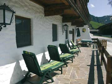Ferienwohnung Alpbach -Terrasse im Sommer