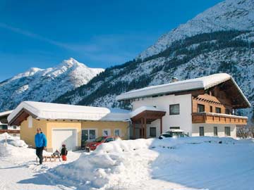 Ferienhaus im Lechtal - Winterurlaub in Tirol