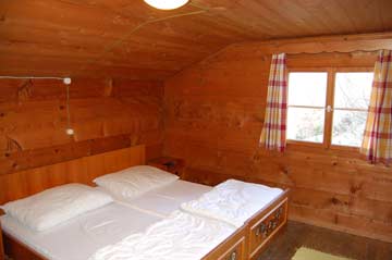Doppelbett im 3-Bett-Zimmer