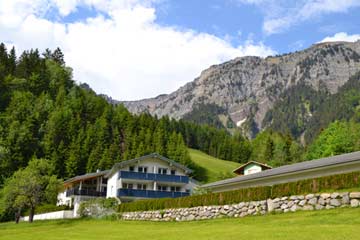 Ferienhaus mit 4 Schlafzimmern nahe am Sonnenkopf und am Arlberg