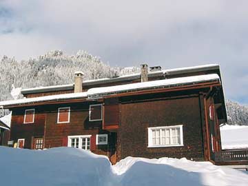 Ferienhaus Oberalp im Winter
