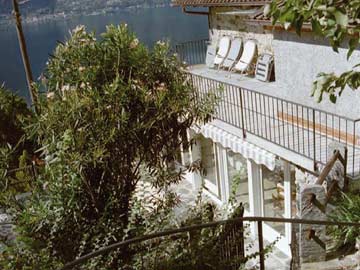 Ferienhaus Caviano mit Blick auf den Lago Maggiore