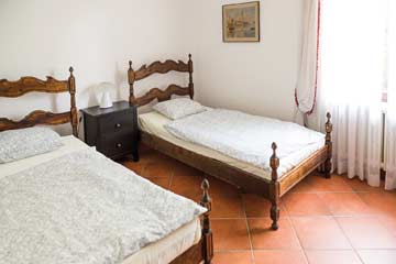 Schlafzimmer 3: 2-Bett-Zimmer mit Einzelbetten