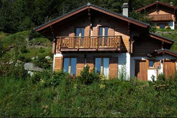 Pistennahes Ferienhaus mit Sauna in Les Collons