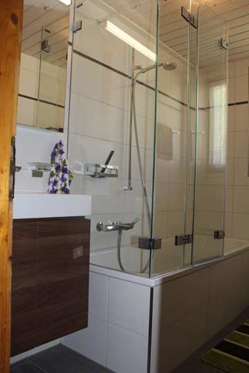 Frisch renovierte Badezimmer
