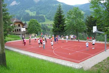 Hauseigener Sportplatz